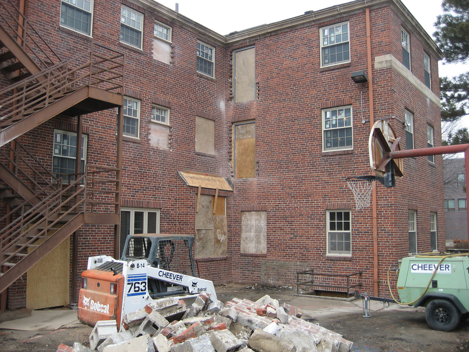 Construction 2013-03-09 009
